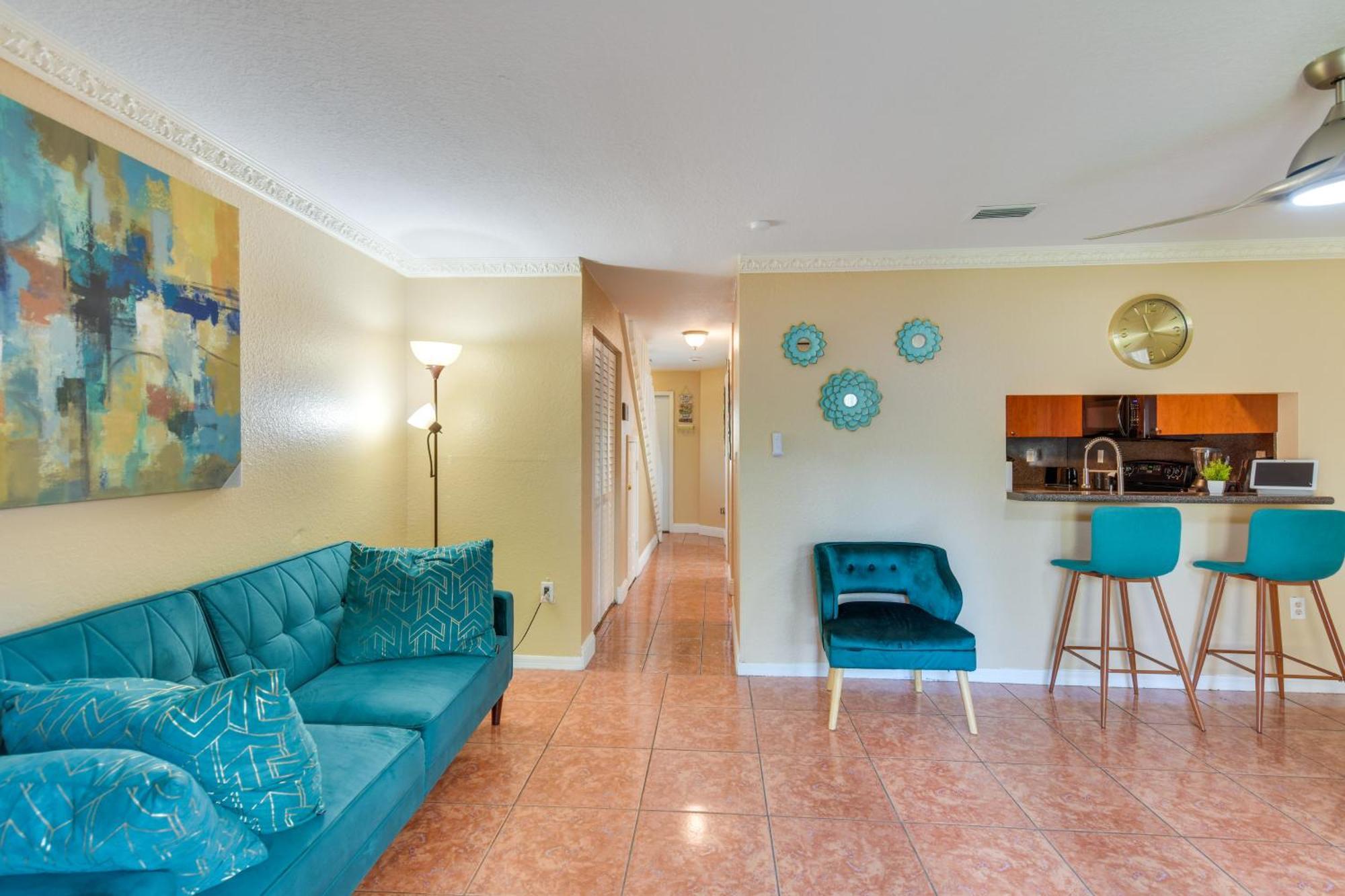 Opa-Locka Townhome, 15 Mi To Miami Beach! ภายนอก รูปภาพ