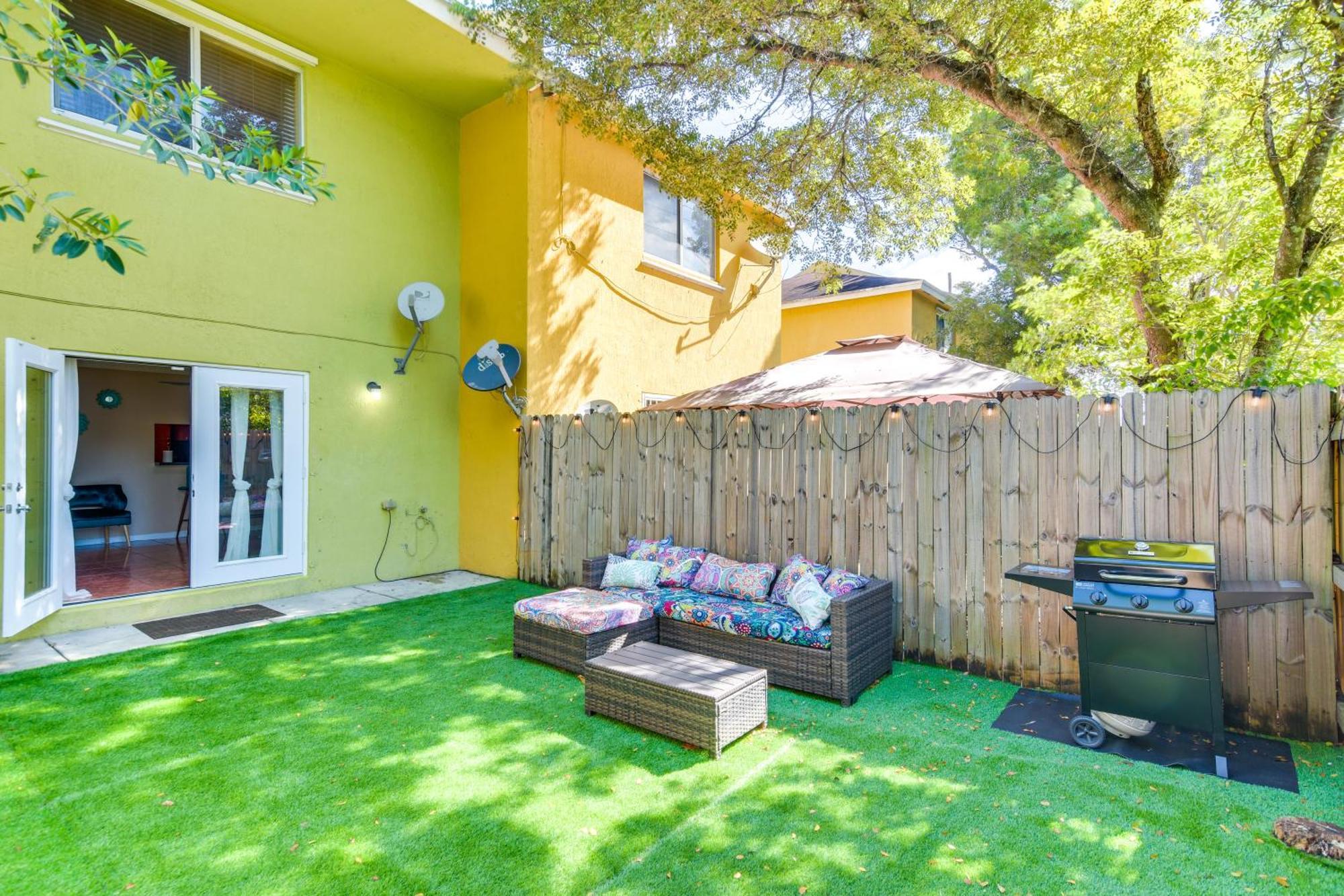 Opa-Locka Townhome, 15 Mi To Miami Beach! ภายนอก รูปภาพ